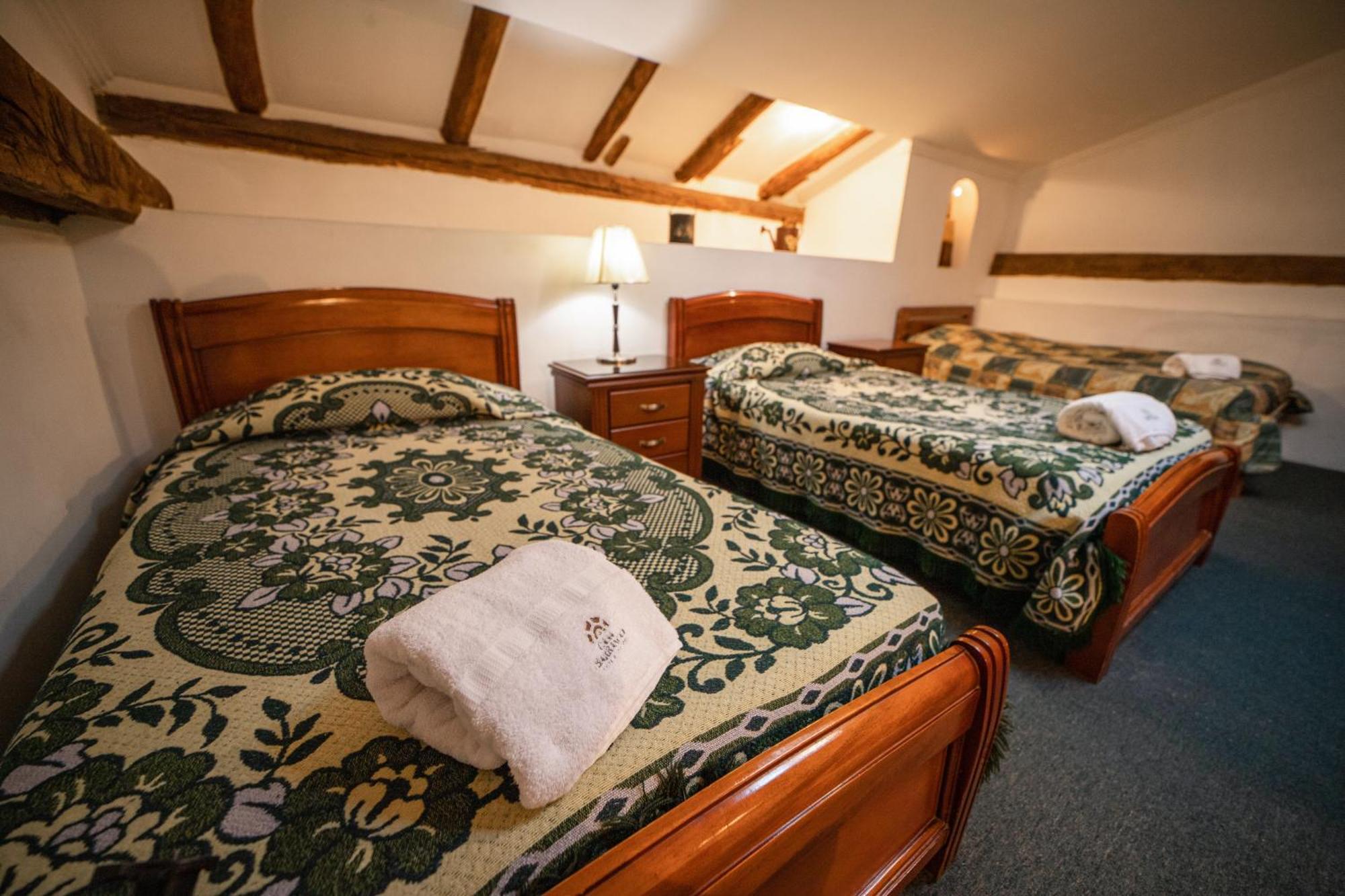 Hotel Casa Del Barranco กูเอ็งกา ภายนอก รูปภาพ