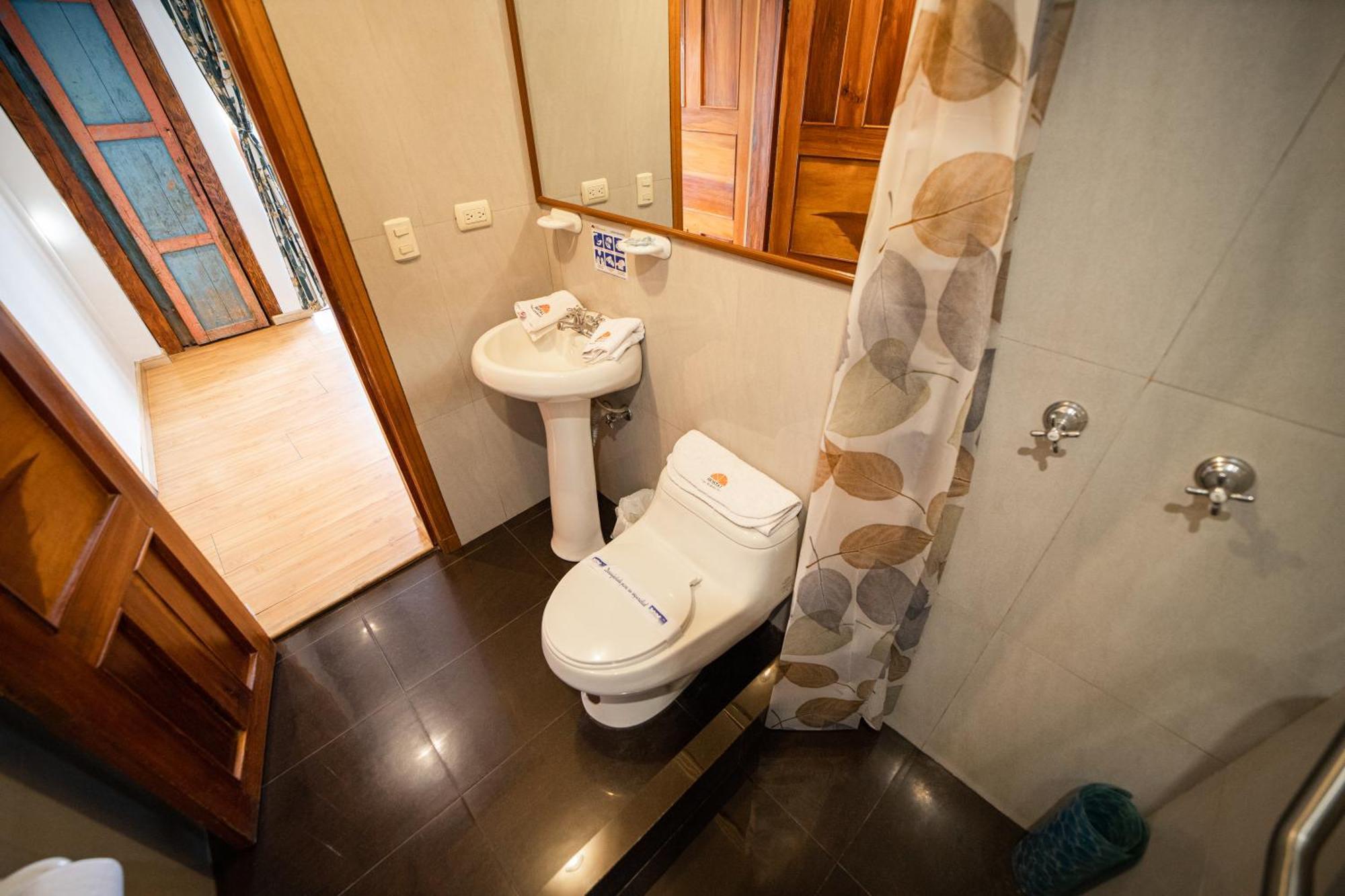 Hotel Casa Del Barranco กูเอ็งกา ภายนอก รูปภาพ