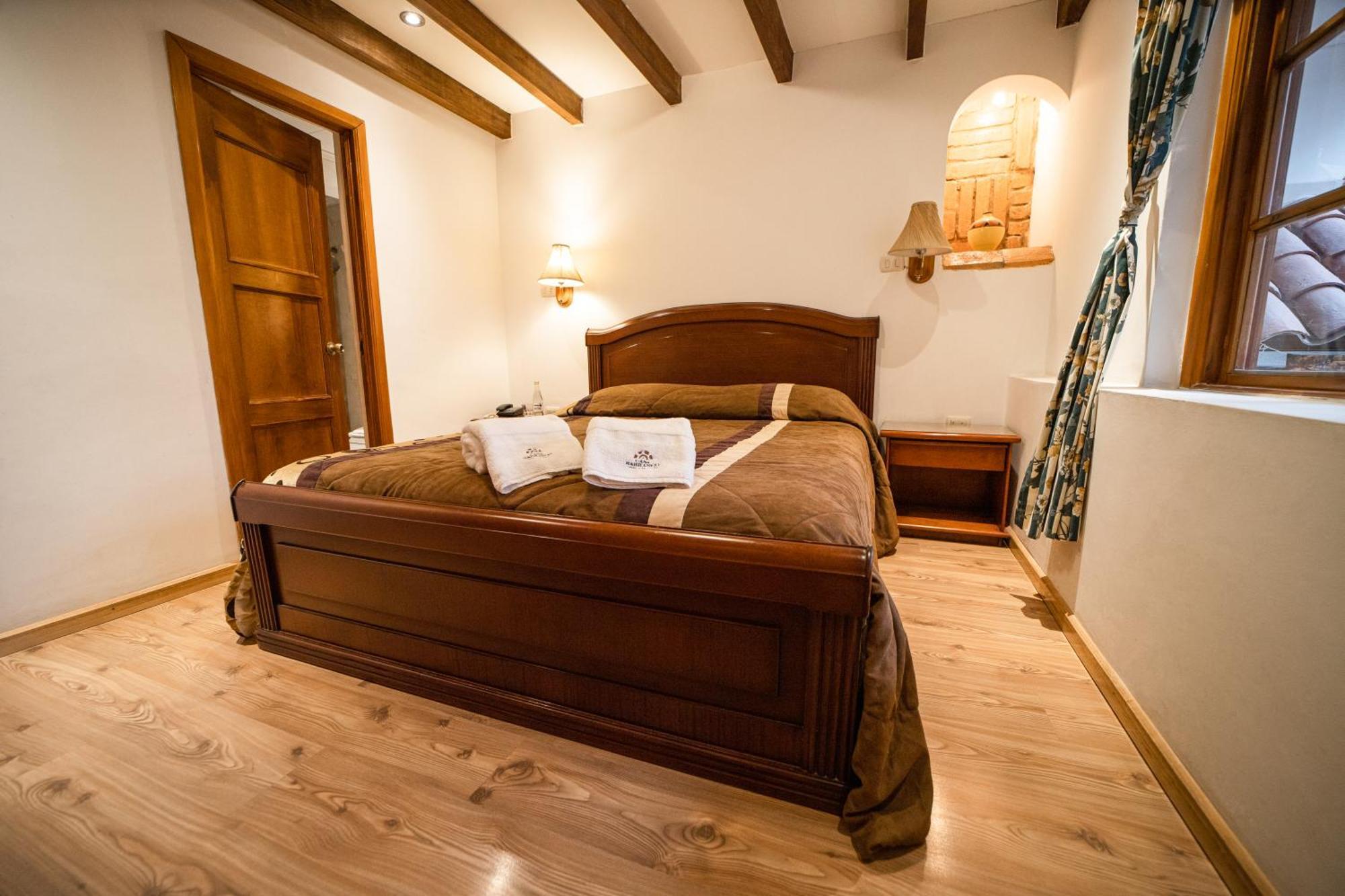 Hotel Casa Del Barranco กูเอ็งกา ภายนอก รูปภาพ