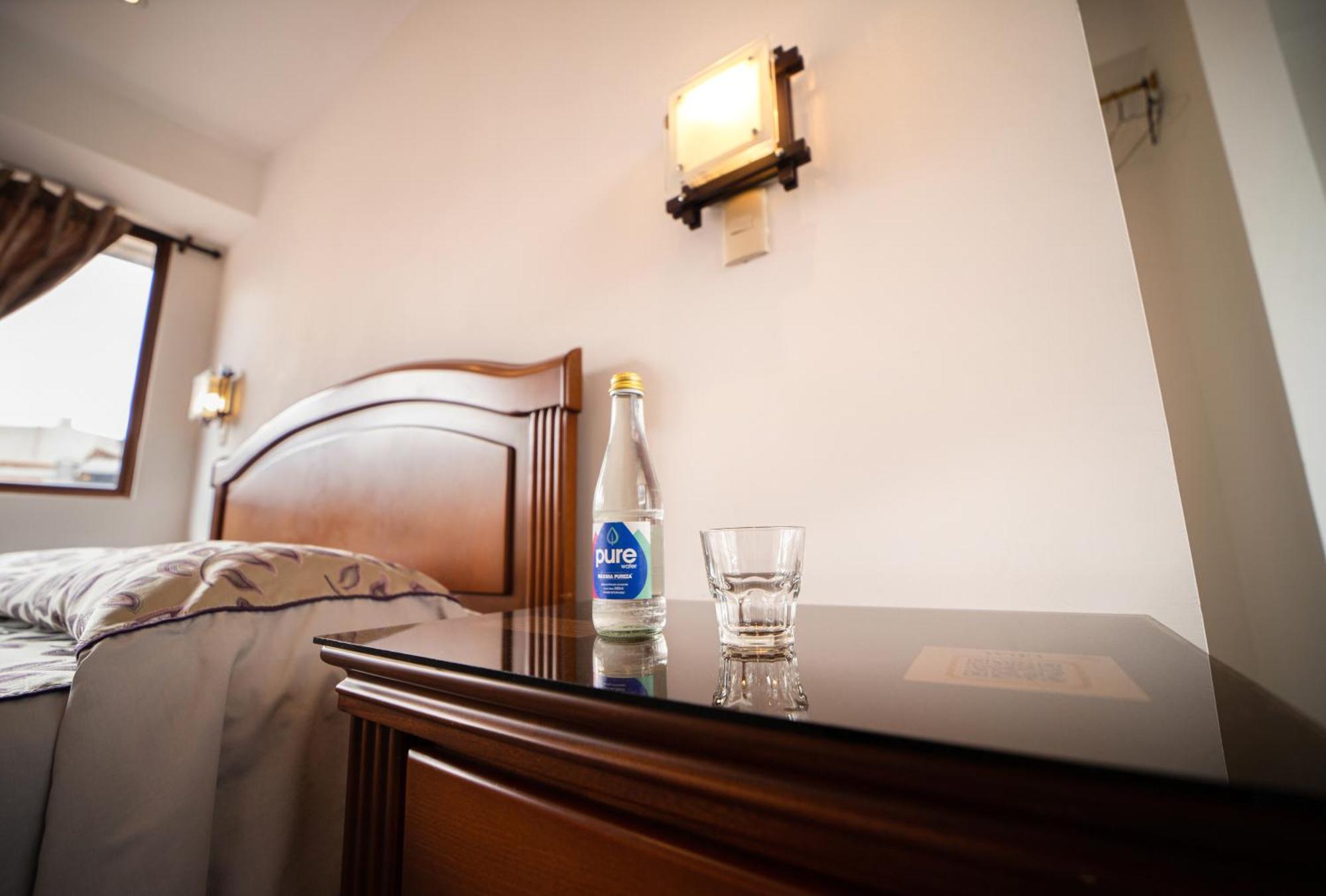 Hotel Casa Del Barranco กูเอ็งกา ภายนอก รูปภาพ